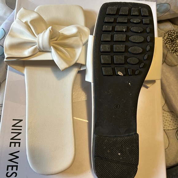 Bow Slides - Picture 4 of 5